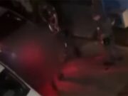 Sem capacete, motociclista tenta furar bloqueio, mas é alcançado por policiais militares