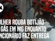 Mulher rouba botijão de gás em menos de 1 minuto enquanto funcionário faz entrega