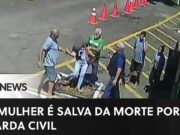 Guarda municipal salva mulher de tentativa de feminicídio; câmera flagrou momento