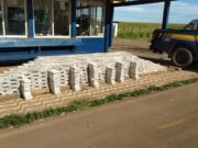 PRF apreende mais de 400 kg de cloridrato de cocaína em caminhão na BR 364