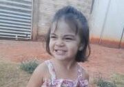 Menina de 4 anos morre após pilar cair e atingir sua cabeça