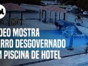 Motorista perde direção e carro cai dentro de piscina de hotel no Piauí; veja