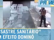 Funcionários tiram vaso sanitário de estoque e derrubam toda estrutura; veja