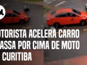 Motorista acelera e passa por cima de moto após briga no trânsito; veja