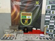 Três pessoas são presas pela Polícia Militar com 16 tabletes de maconha