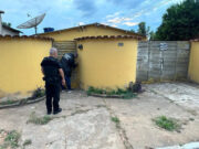 Boi ataca e arremessa motociclista em São Mateus no Espírito Santo; veja