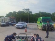 Mulher fica ferida em batida entre moto e Sandero em VG