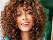 Juliana Paes posa só de roupão durante viagem em Roma: ‘Nunca vou esquecer!’