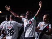 Vasco vence Madureira por 2 a 0 com volta do time principal em São Januário, no Rio