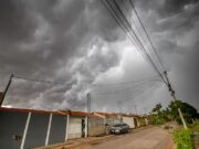 Primeiro final de semana de 2024 será de chuvas intensas em MT