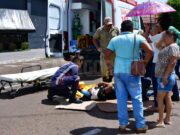 Acidente entre moto e carro de passeio deixa uma mulher ferida em cidade de MT