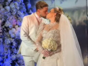 Paulinha Leite e Dakota Ballard se casam em festa luxuosa: ‘Ela dançou Beyoncé’