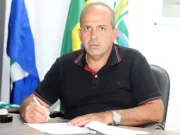 Prefeito investigado por fraudes é preso durante operação do Gaeco