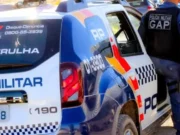 Sargento é atropelado por Dodge Ram enquanto filmava caminhão tombado