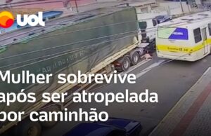 Mulher sobrevive e consegue sair debaixo de caminhão após ser atropelada