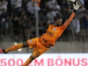 António Oliveira testa Carlos Miguel no gol do Corinthians para encarar o Fluminense