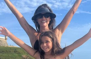 Deborah Secco exibe cliques de biquíni com a filha Maria Flor, em Noronha: ‘Refúgio’