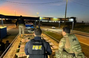 PRF apreende meia tonelada de cocaína em compartimento oculto de caminhão em MT