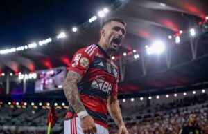 Arrascaeta pode ser surpresa do Flamengo em duelo com o Corinthians no Brasileirão
