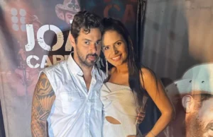 FAMÍLIA ACUSA EX DE JOÃO CARREIRO DE SE APROVEITAR DO NAMORO PARA SE PASSAR POR VIÚVA Reprodução