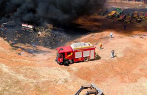 Incêndio consome maquinário agrícola em fazenda do interior