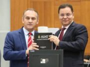 Eduardo Botelho e Wilson Santos são os “campeões de beleza” na AL, brinca empresário
