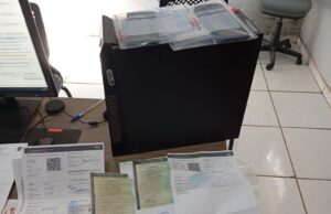 Servidor do Detran confessa que cobrava propina para liberar documentação de veículos