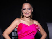 Maiara chora ao cantar música gravada com Marília Mendonça em show: ‘Luto eterno’