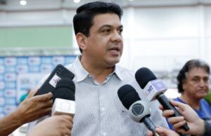 Kalil lembra gratidão a Botelho e mantém apoio à prefeitura de Cuiabá; veja vídeo