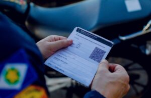 Licenciamento de veículo com placa final 9 deve ser pago até 30 de setembro