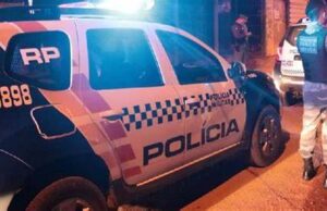 Marido mata esposa na frente do filho e depois tira a própria vida