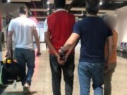 Professor de escolinha de futebol é preso acusado de abusar sexualmente de alunos