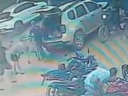 Vídeo: Homem é executado com tiros na cabeça em supermercado de MT