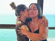 Mãe de Deolane, Solange Bezerra, agradece aos fãs e desabafa após deixar prisão; veja