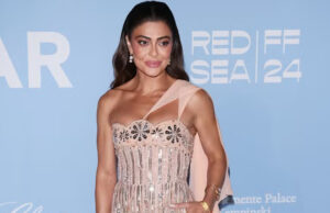 Juliana Paes brilha com vestido luxuoso em baile de gala amfAR, em Veneza: ‘Itália’