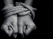 Homem sequestra garota de programa que se recusou a passar uma semana com ele