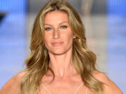 Gisele Bündchen usa shortinho cavado e surpreende: ‘Achei que era de 1990’