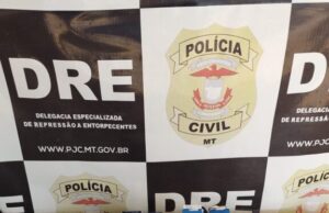 Técnica de enfermagem é presa por vender medicamentos que causam dependência