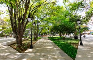 Governo investe R$ 64 milhões em construção e melhorias de praças no Estado