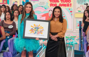 Patrícia Abravanel recebe de Mônica, homenagem ao pai: ‘Por Maurício de Sousa’