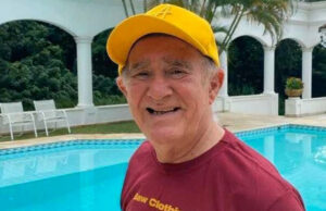 Renato Aragão conta piada e diverte seguidores nas redes sociais: ‘Lendario’