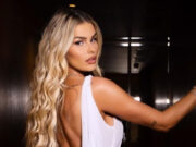 Yasmin Brunet aposta em biquíni preto em dia de sol na Bahia: ‘Sereia dourada’