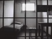 Mulher trans é condenada a 12 anos de prisão por matar homem em situação de rua