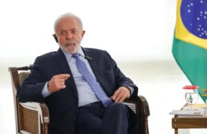 Lula a ministros: dado concreto é que Brasil vive momento excepcional de crescimento econômico