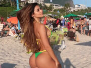 Isabella Arantes renova bronzeado em praia do Rio e exibe bumbum turbinado: ‘Musa!’