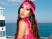 Sabrina Sato curte ensaio da Vila Isabel e beija muito Nicolas Prattes: ‘Carnaval 2025’