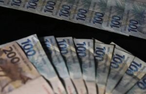 Governo fecha ano com arrecadação recorde de R$ 2,65 trilhões