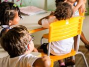 ‘Não temos estrutura para atender todas as crianças’, diz secretária de Educação