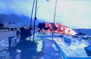 Veja momento da queda e explosão da aeronave no litoral de São Paulo