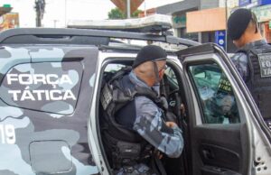 Dois criminosos morrem em confronto com a PM na avenida do CPA